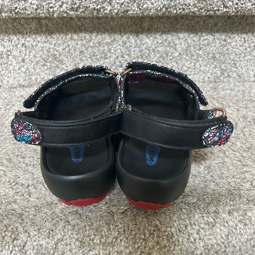 Wolky Rio Red Platform Sandal. Wearable Art. Sz 37/6.5 Comfort shoe. Colorful - Picture 4 of 10